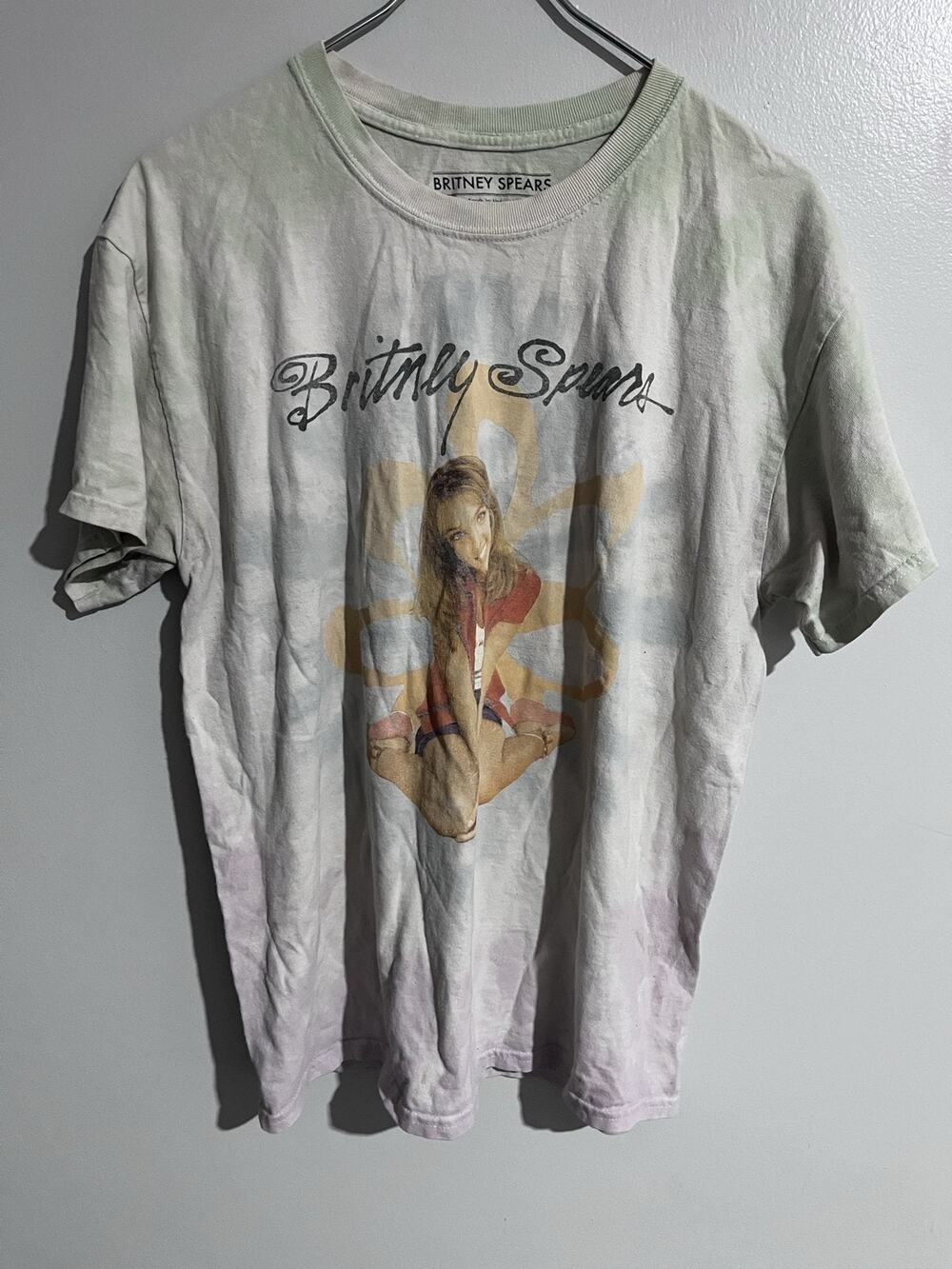 Britney Spears Shirt Mens M/L Green Short Sleeve Graphic Cotton Tagless